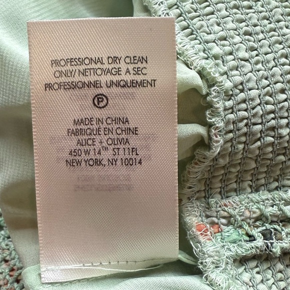 NWOT ALICE + OLIVIA Caprina Floral Chiffon Blouse in Pistachio Multi Size XS - Picture 16 of 16